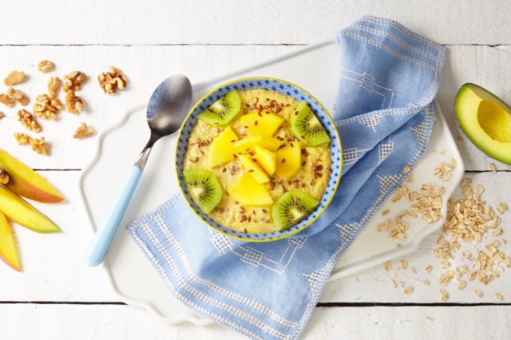 Smoothie bowl med mango og avokado