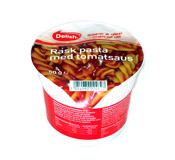 delish-rask_pasta_med_tomatsaus